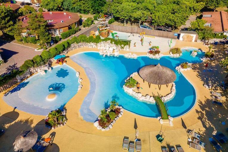 Camping Tahiti Village **** photo 1 Emilie Romagne Tohapi